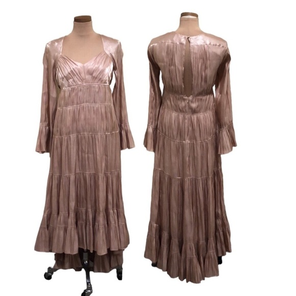 NWT Cinq a Sept Nina Maxi Dress Size 2 Iridescent Blush Pink Tiered Bell Sleeve - Picture 1 of 12